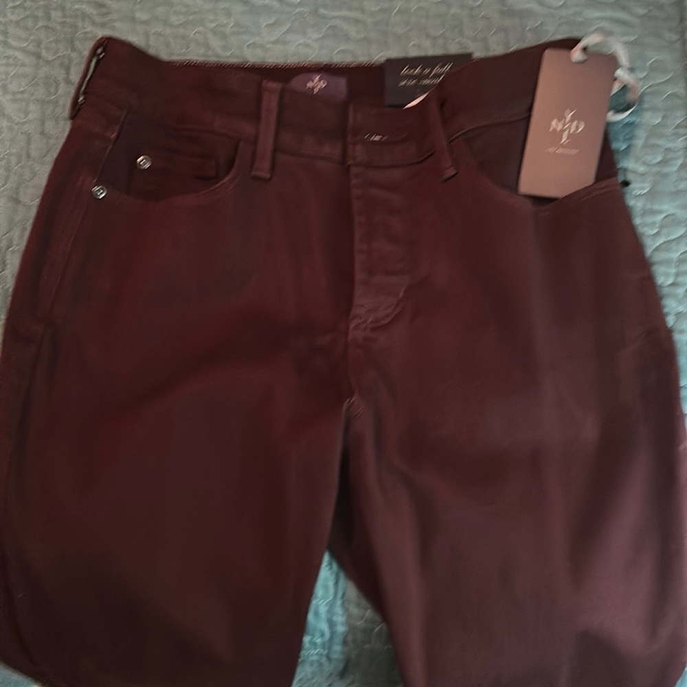 NYDJ BURGUNDY SKINNY LEGGING JEANS SIZE4 NWT